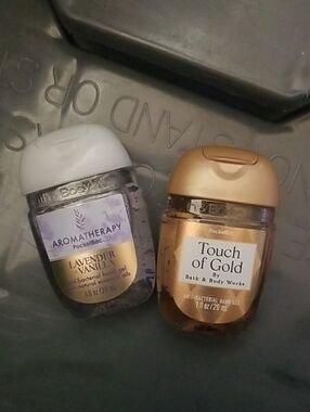 2 Pocket Size Anti-bacterial Hand Sanitizer